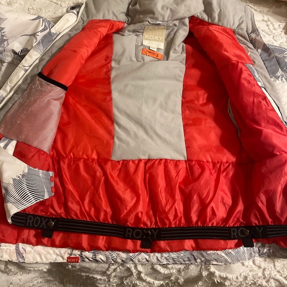 Ski jacket - Picture 4 of 6